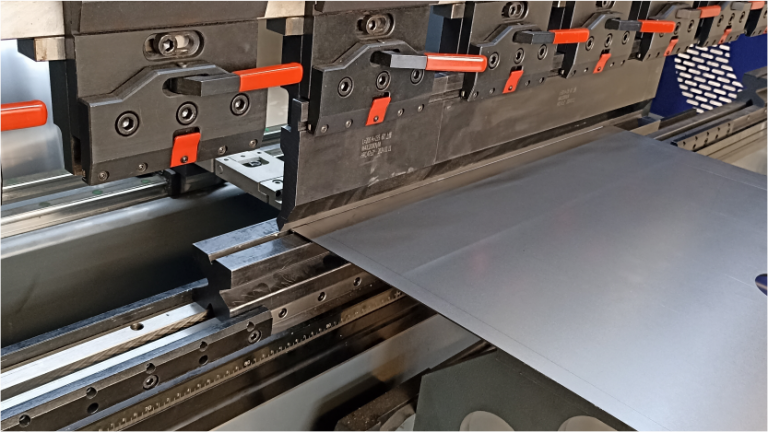 lamina-c-18-doblez-cnc