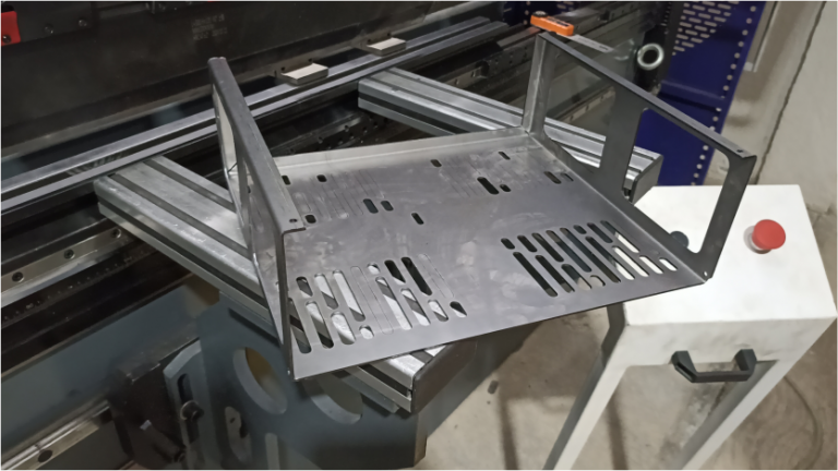 soporte-para-proyector-doblez-cnc-146256234